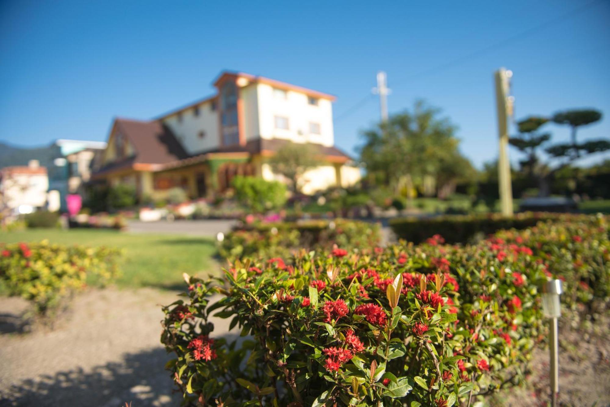 Xinfu Traveler Inn Taiping  Exterior foto